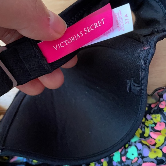 💥NWOT💥 Victoria’s Secret strapless swim top & matching ruched bottoms - Picture 5 of 6
